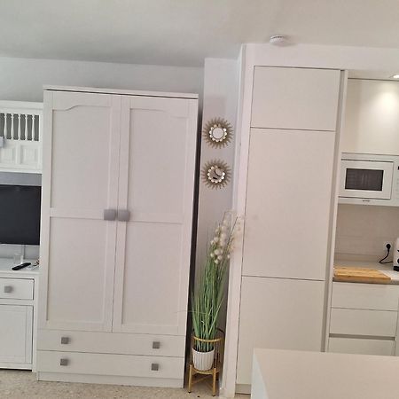 Appartamento Rosalia Playa San Cristobal Wifi Netflix Almuñécar Esterno foto
