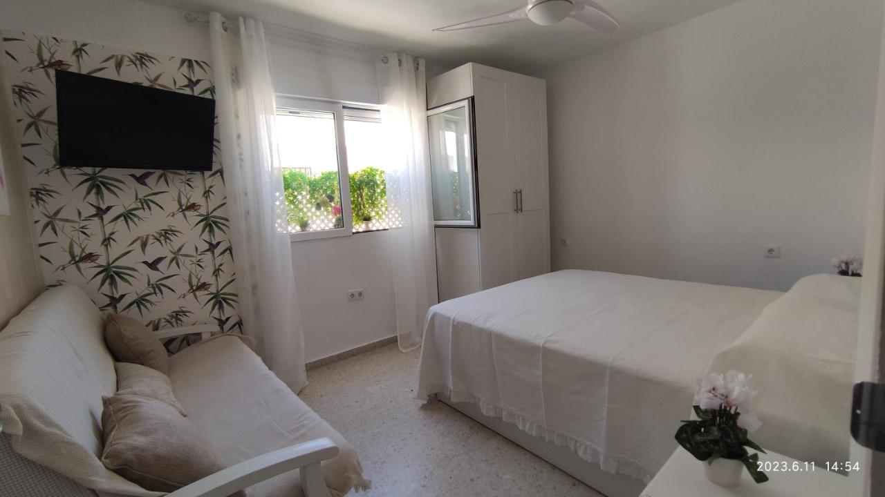 Appartamento Rosalia Playa San Cristobal Wifi Netflix Almuñécar Esterno foto